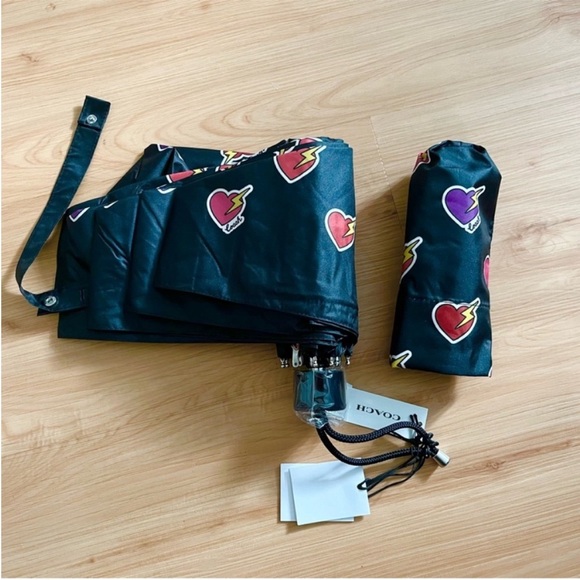 Coach Uv Protection Mini Umbrella In Heart Bolt Print#CW556 - Picture 1 of 4